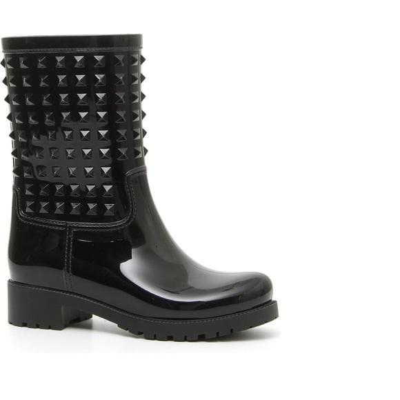 🔥SOLD🔥 🤩 Valentino Garavani Stud Rain boots - Picture 2 of 8